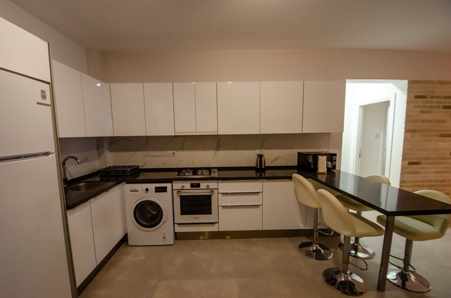 Apartments (Rent and Sale) L2-010